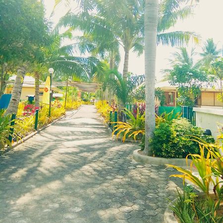 Paradise Island Park & Beach Resort Samal Exterior photo