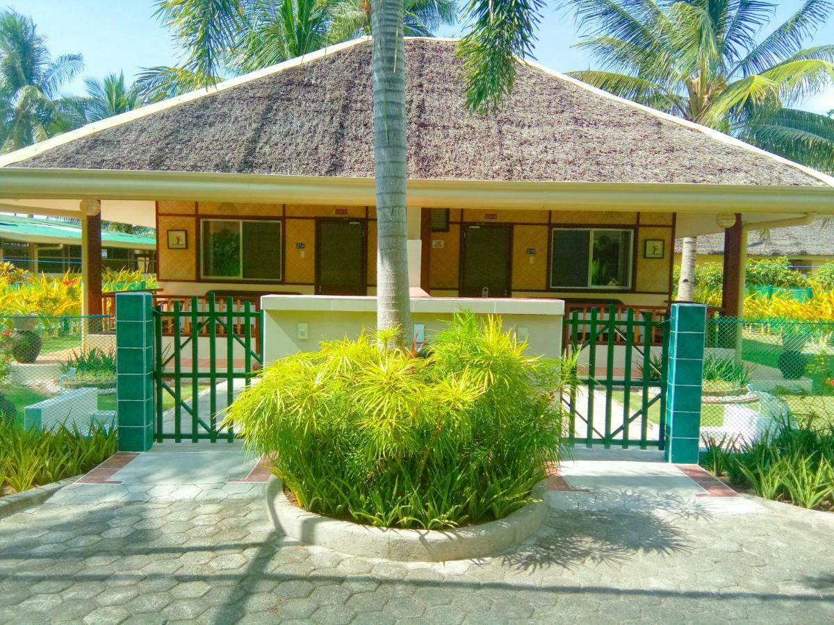 Paradise Island Park & Beach Resort Samal Exterior photo
